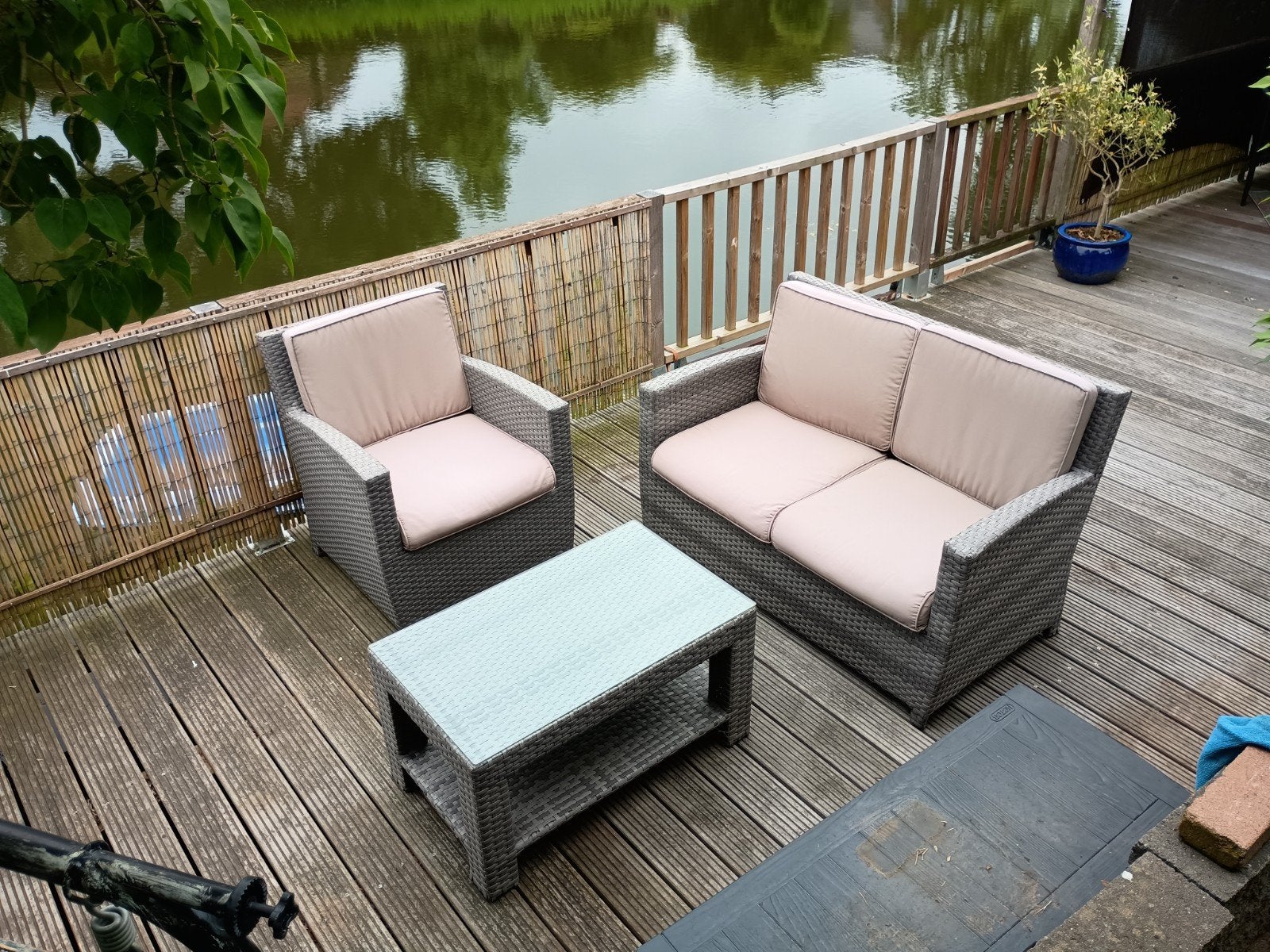 Wicker Loungeset met 2-zitsbank, 2 fauteuils en salontafel, Ophalen, 4 zitplaatsen, Gebruikt, Bank