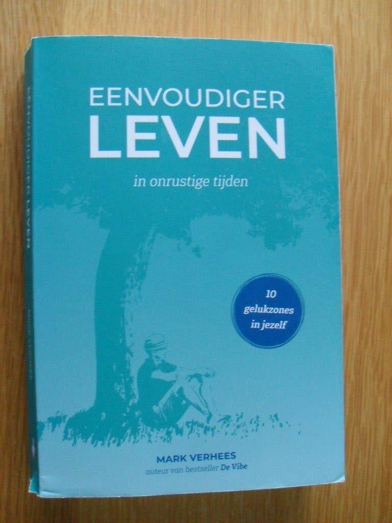 Eenvoudiger leven van Mark Verhees, Ophalen of Verzenden, Gelezen