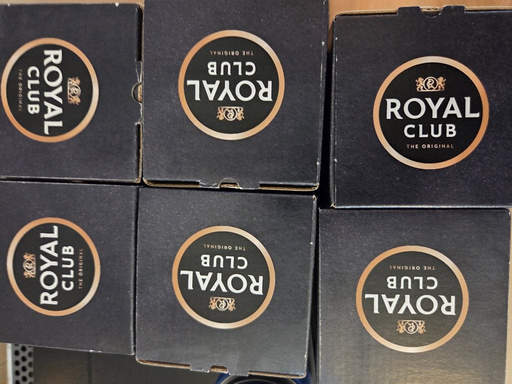 Royal club glazen, Verzamelen, Glas en Borrelglaasjes, Ophalen, Zo goed als nieuw, Borrel- of Shotglas