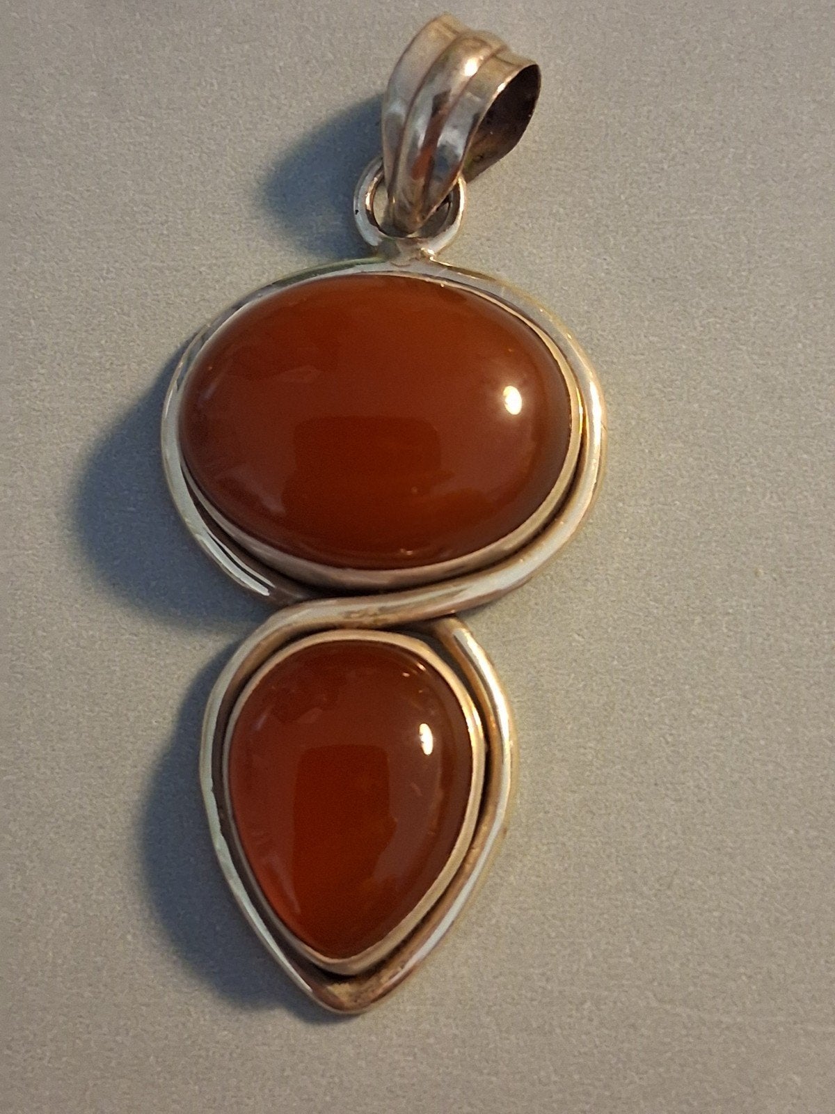 Zilveren hanger met Carneool steen -- Afmeting 4 cm, Overige voorstellingen, Verzenden, Nieuw, Rood