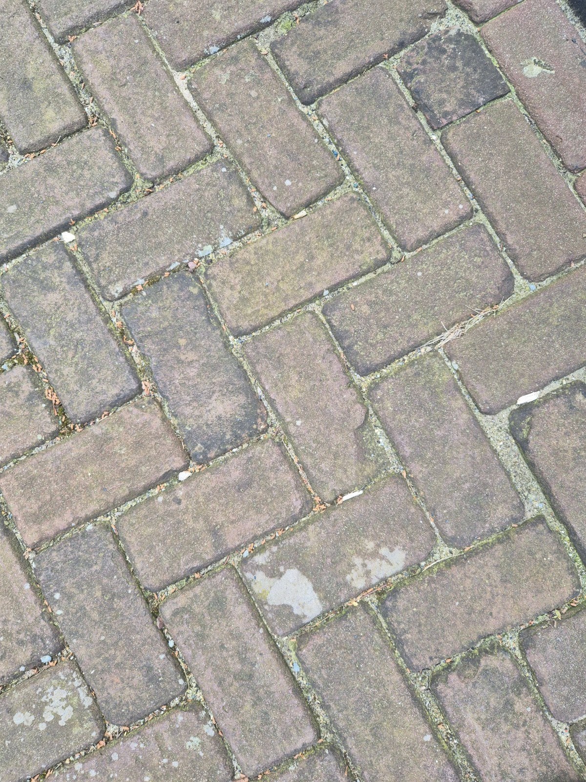 Oude gebakken 9-duims stenen voor opritten, Tuin en Terras, Ophalen, Gebruikt, Keramiek, Klinkers
