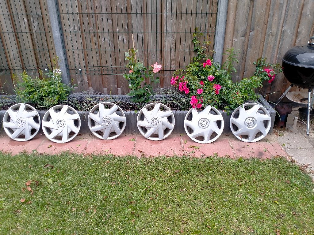 Wieldoppen Mazda 6 / 626 / Premacy 15 inch, Auto diversen, Ophalen, Gebruikt