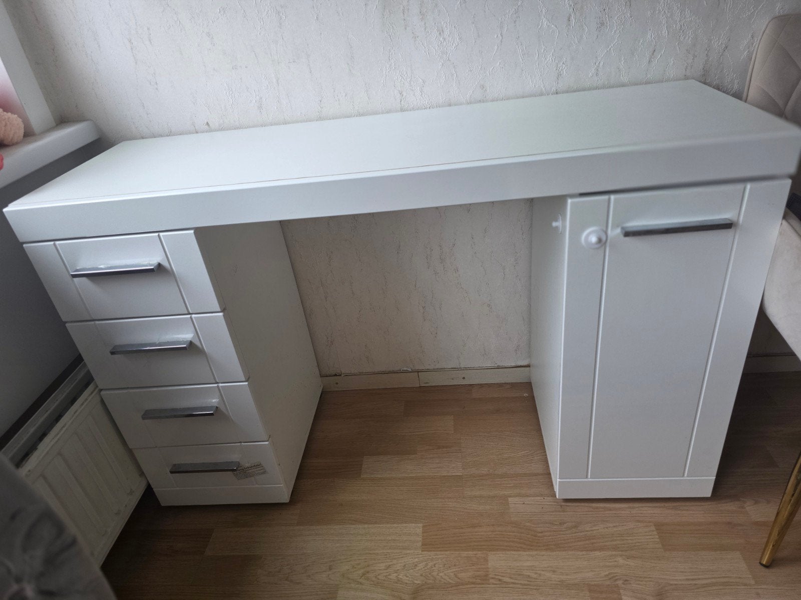 kaptafel baina niuwe, Ophalen, Zo goed als nieuw