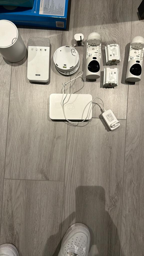 Verisure Set, Doe-het-zelf en Verbouw, Alarmsystemen, Ophalen, Zo goed als nieuw, Detector, Sensor of Melder, Rook