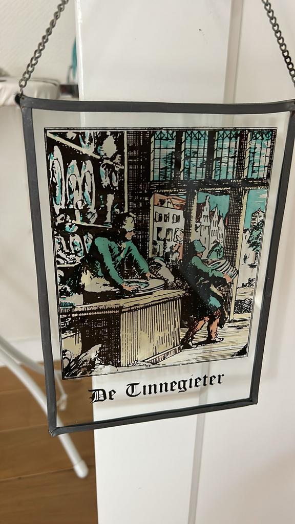 Vintage glas-in-lood raamhanger 'De Tinnegieter', Ophalen of Verzenden