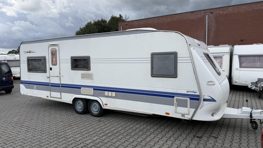 Hobby Exclusive 650 bouwjaar 2006 met voortent, Caravans en Kamperen, Hobby, Bedrijf, Treinzit, Overige typen