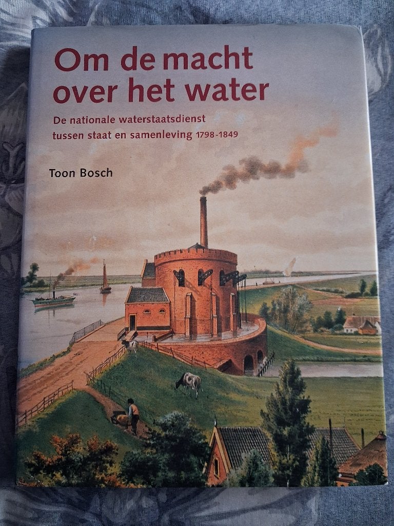 Om de macht over het water, Boeken, Verzenden, Zo goed als nieuw, Nederland
