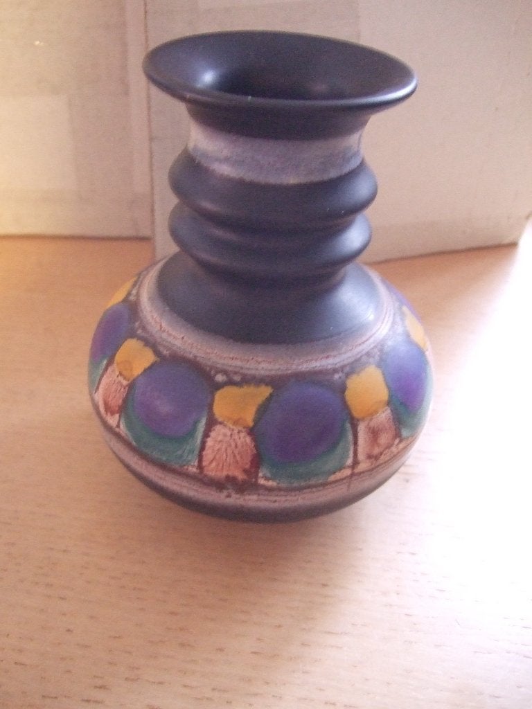 Flora Gouda aardewerk plateel 720 Nora 2 (pauw) bolvaas, Ophalen of Verzenden