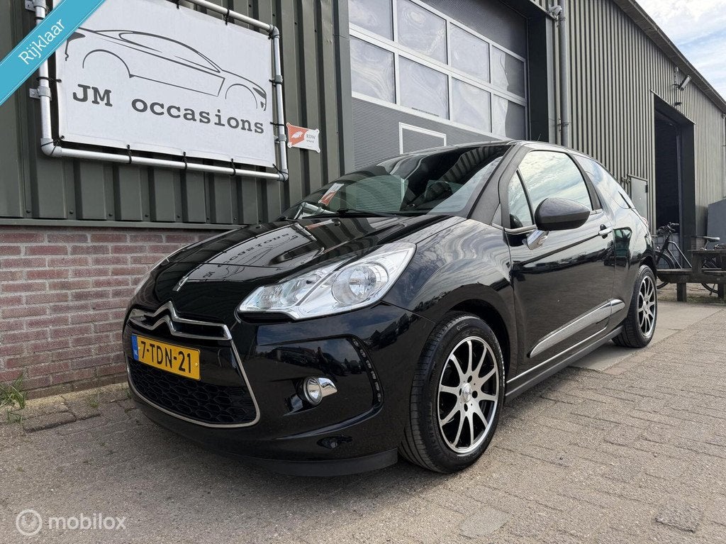 Citroen DS3 1.2 VTi So Chic|Clima|Cruise|Navi|Bluetooth|PDC|, Auto's, Citroën, Voorwielaandrijving, Euro 5, Gebruikt, 31 €/maand