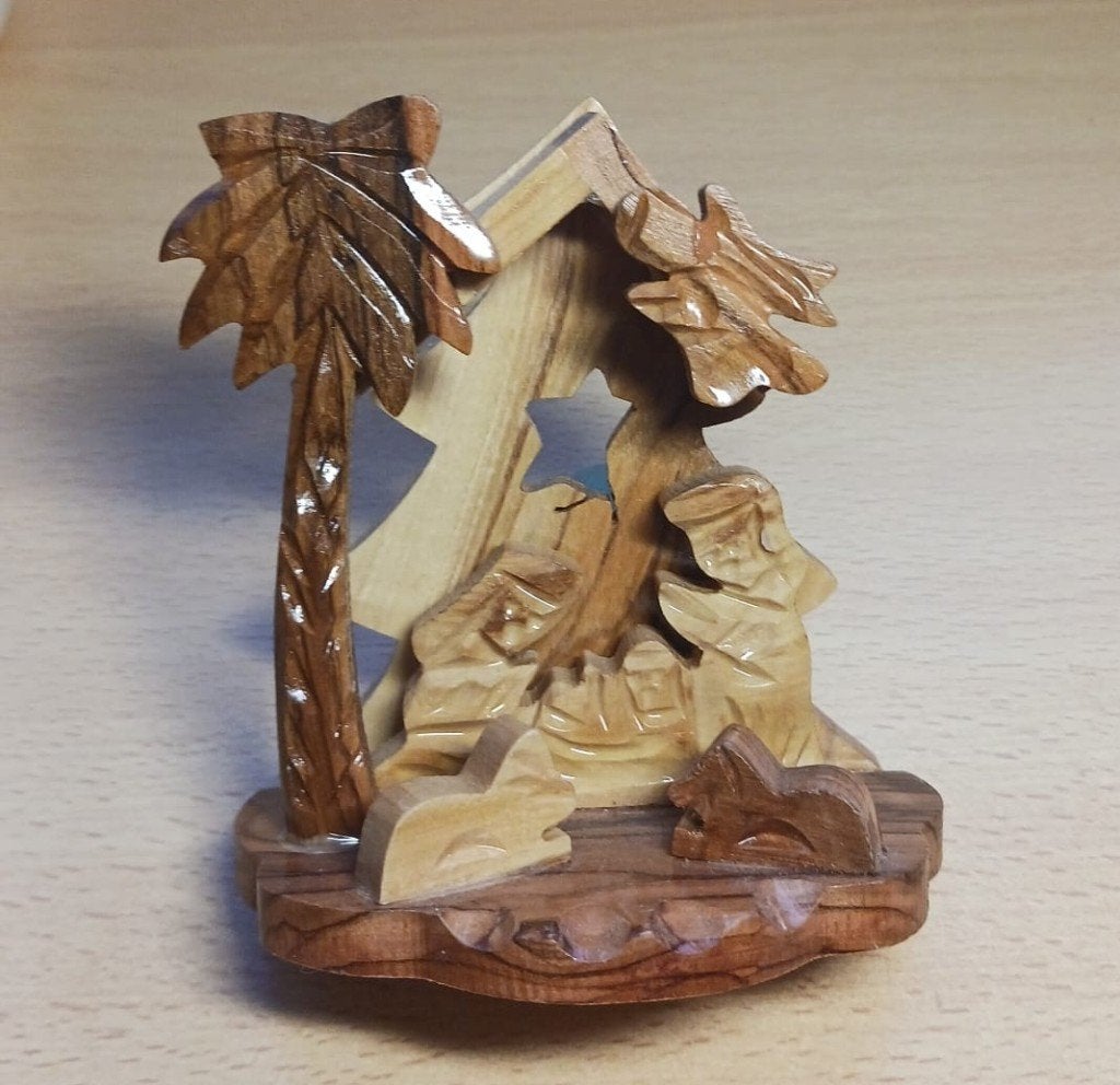 Kerststal houtsnijwerk van olijfhout, Houtsnijwerk, Minder dan 20 cm, Ophalen of Verzenden, Handgemaakt