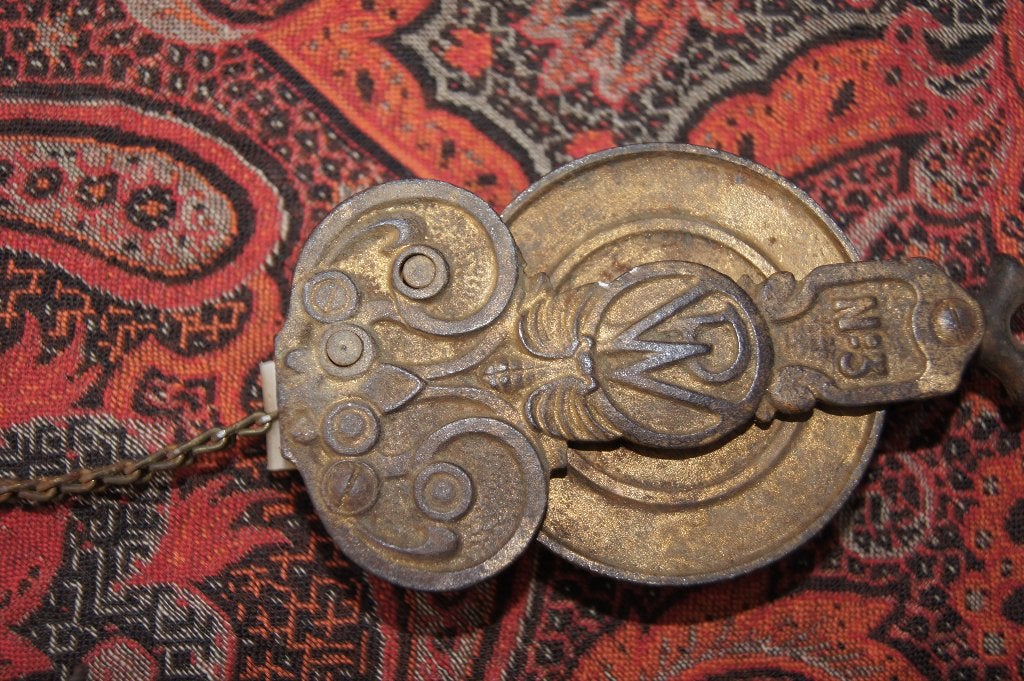 Ketting winder met sierlijke details ( Antiek, Ophalen