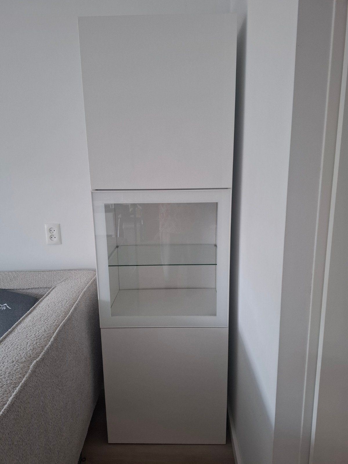 2x IKEA Besta kasten met vitrine, wit hoogglans, Ophalen, 50 tot 100 cm, 150 tot 200 cm, 25 tot 50 cm