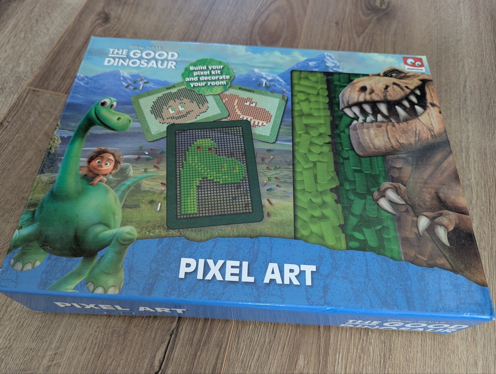 Pixel Art knutselset - The Good Dinosaur, Ophalen, Zo goed als nieuw, Knutselen