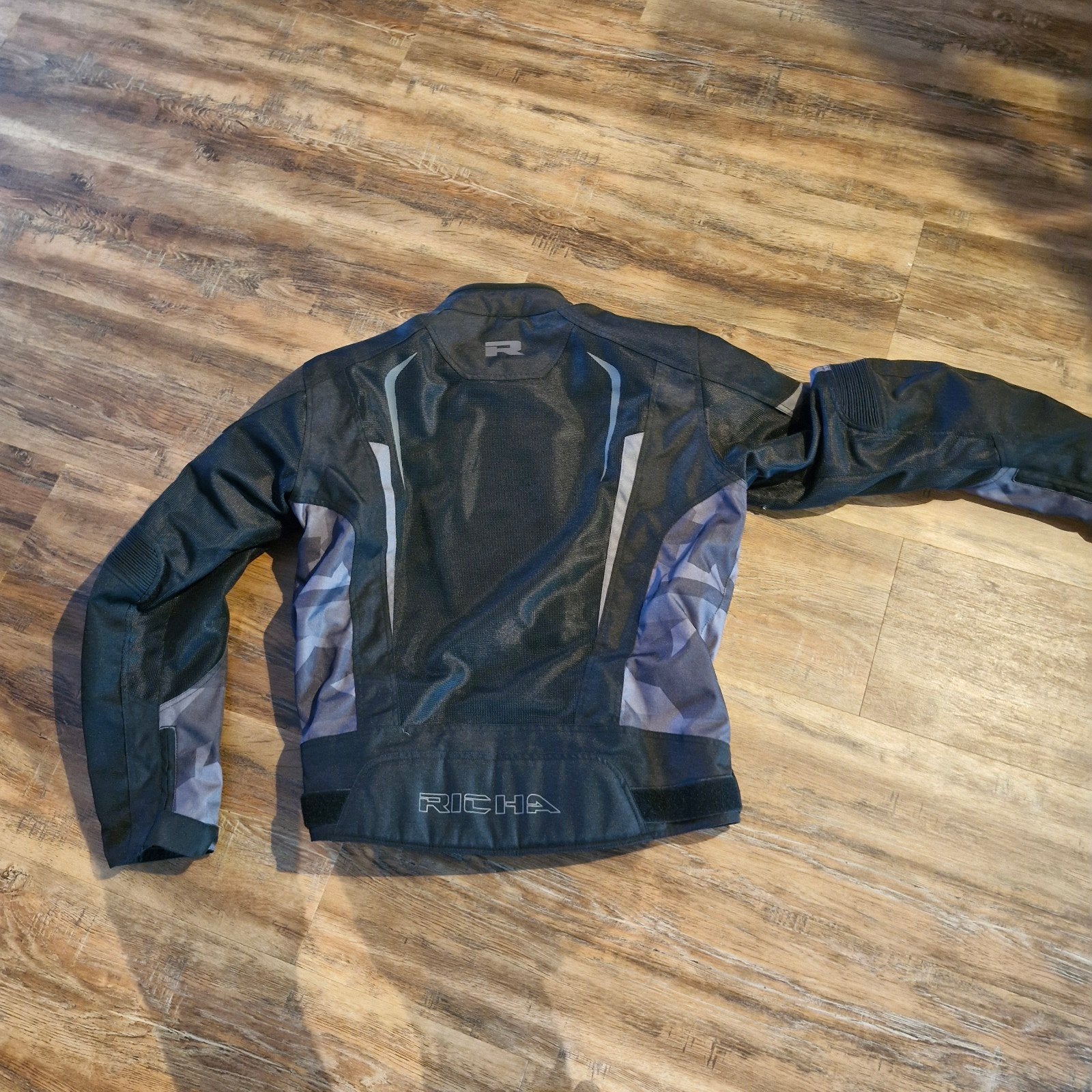 2 motorjassen en koelvesten, Ophalen of Verzenden, Nieuw zonder kaartje, Jas | textiel, Richa en difi