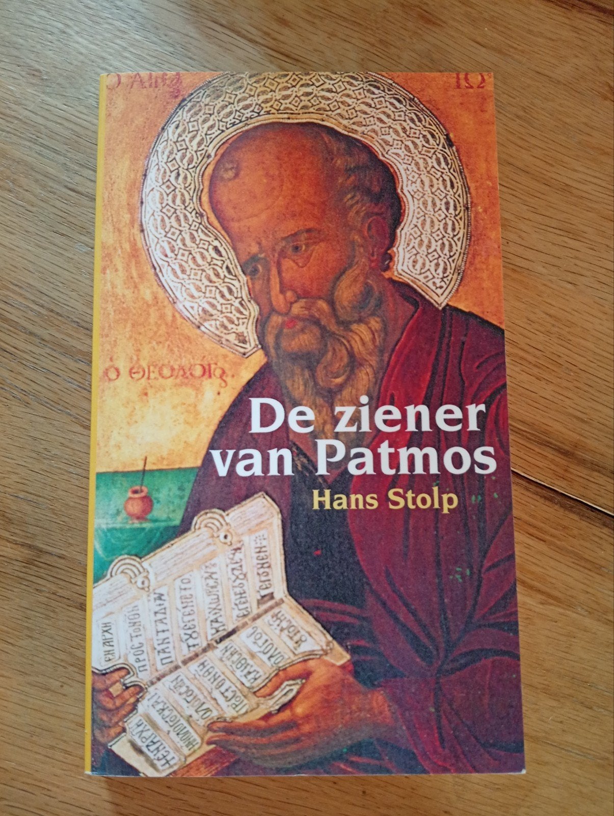 De ziener van Patmos - Hans Stolp (Openbaring Johannes), Boeken, Gelezen, Ophalen of Verzenden, Hans Stolp, Christendom | Katholiek