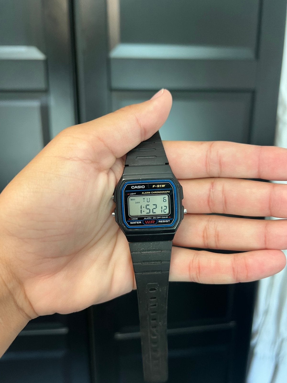 Casio F-91W, Ophalen of Verzenden, Zo goed als nieuw, Zwart, Android