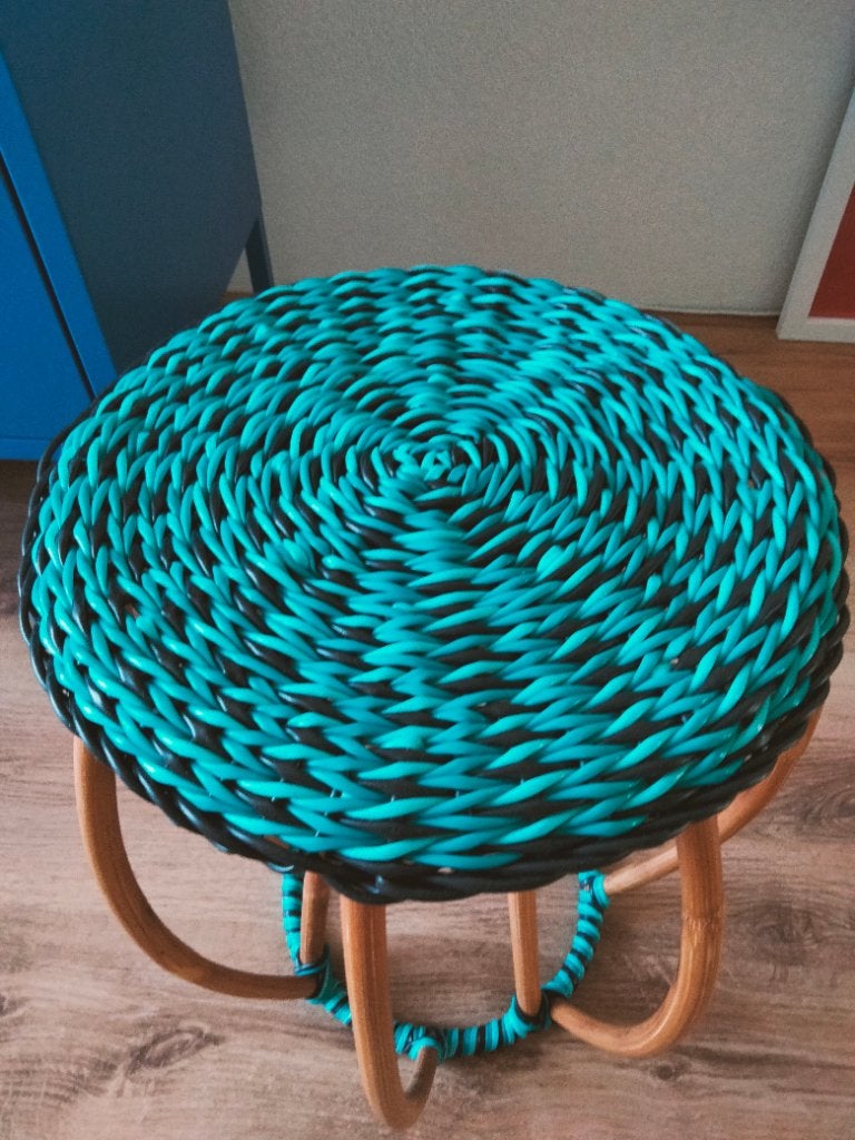 Superleuke bamboe bijzettafel, blauw/zwart, 30x40 cm, Ophalen, Minder dan 45 cm, Minder dan 55 cm, Rond