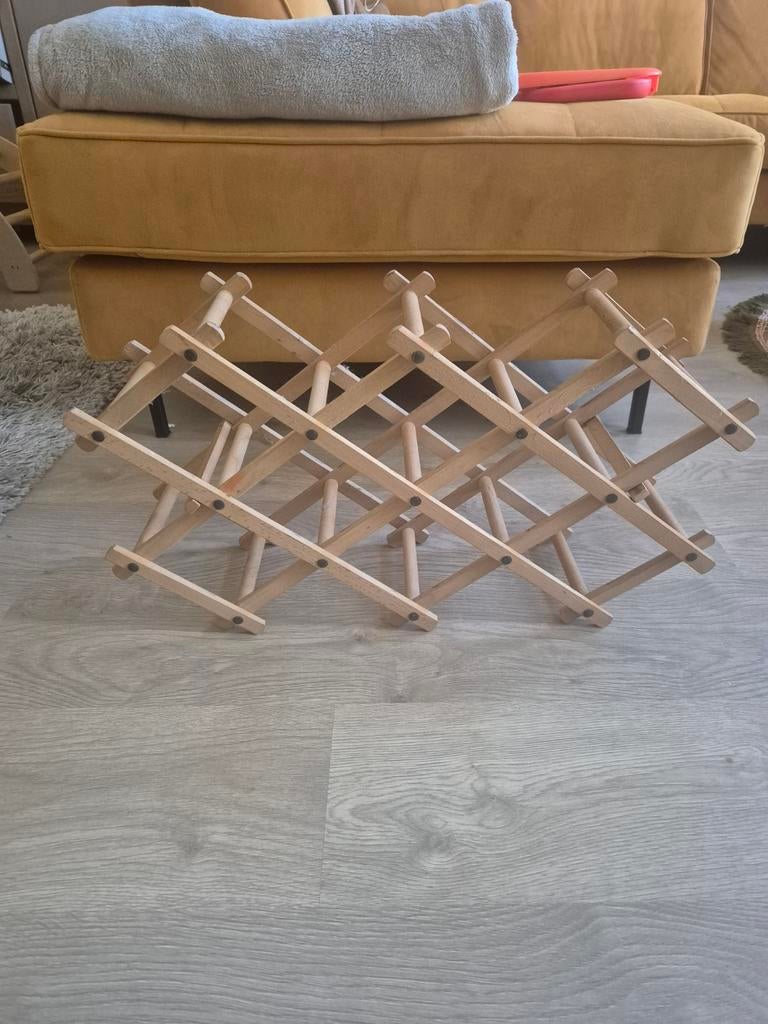 Leuk houten wijnrekje voor 10 flessen, Gebruikt, 5 tot 15 flessen, Ophalen of Verzenden, Minder dan 50 cm