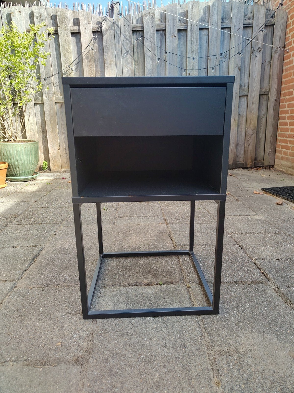Set van 2 IKEA Vikhammer nachtkastjes, zwart, 40x39cm, Ophalen, Gebruikt, Minder dan 45 cm, Metaal of Aluminium