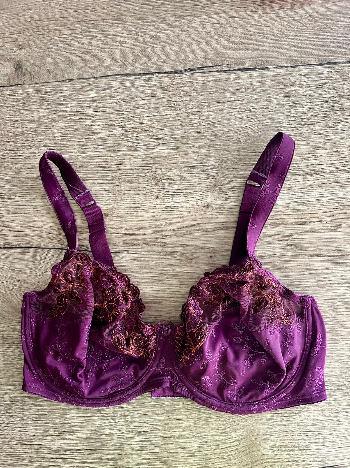 Triumph 80E full cup aubergine met brique borduur, Verzenden, Paars, BH