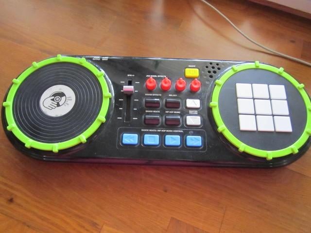 Dance Beats Control., Ophalen of Verzenden, Zo goed als nieuw, Jongen of Meisje
