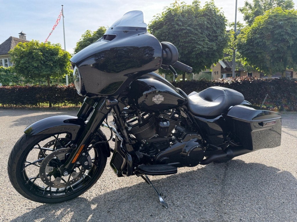 Harley-davidson street glide BTW streetglide special flh, Bedrijf, Overig, Customerservice@harley-davidson.com, 3700 W. Juneau Avenue, Milwaukee, WI 53208, USA