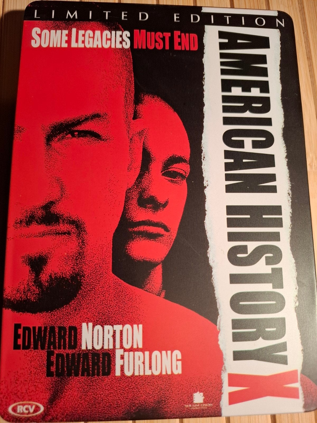 American History X - Limited Edition Steelbook DVD, Vanaf 16 jaar, Verzenden, Zo goed als nieuw