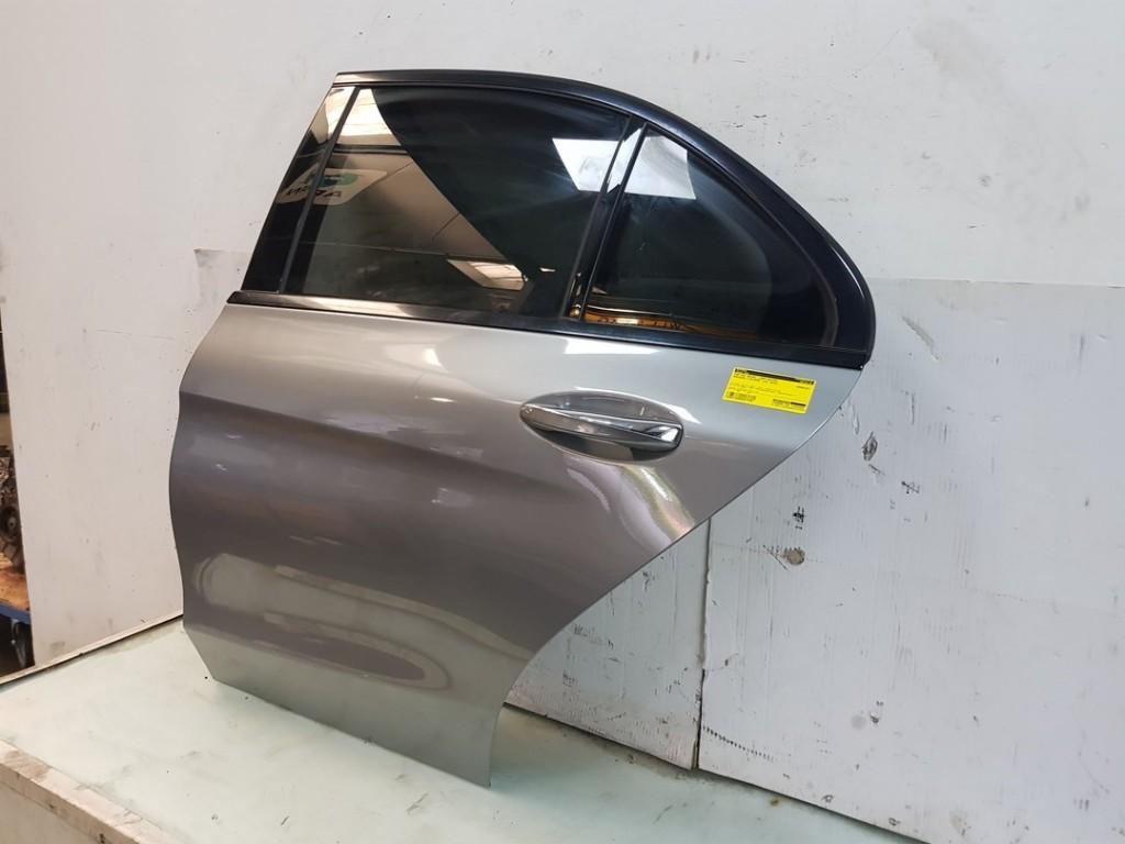 Portier Links Achter C-Klasse AMG (W205) 2016, Gebruikt, Mercedes-Benz AG, Mercedes-Benz, Mercedesstraße 120, Stuttgart 70372, , Duitsland