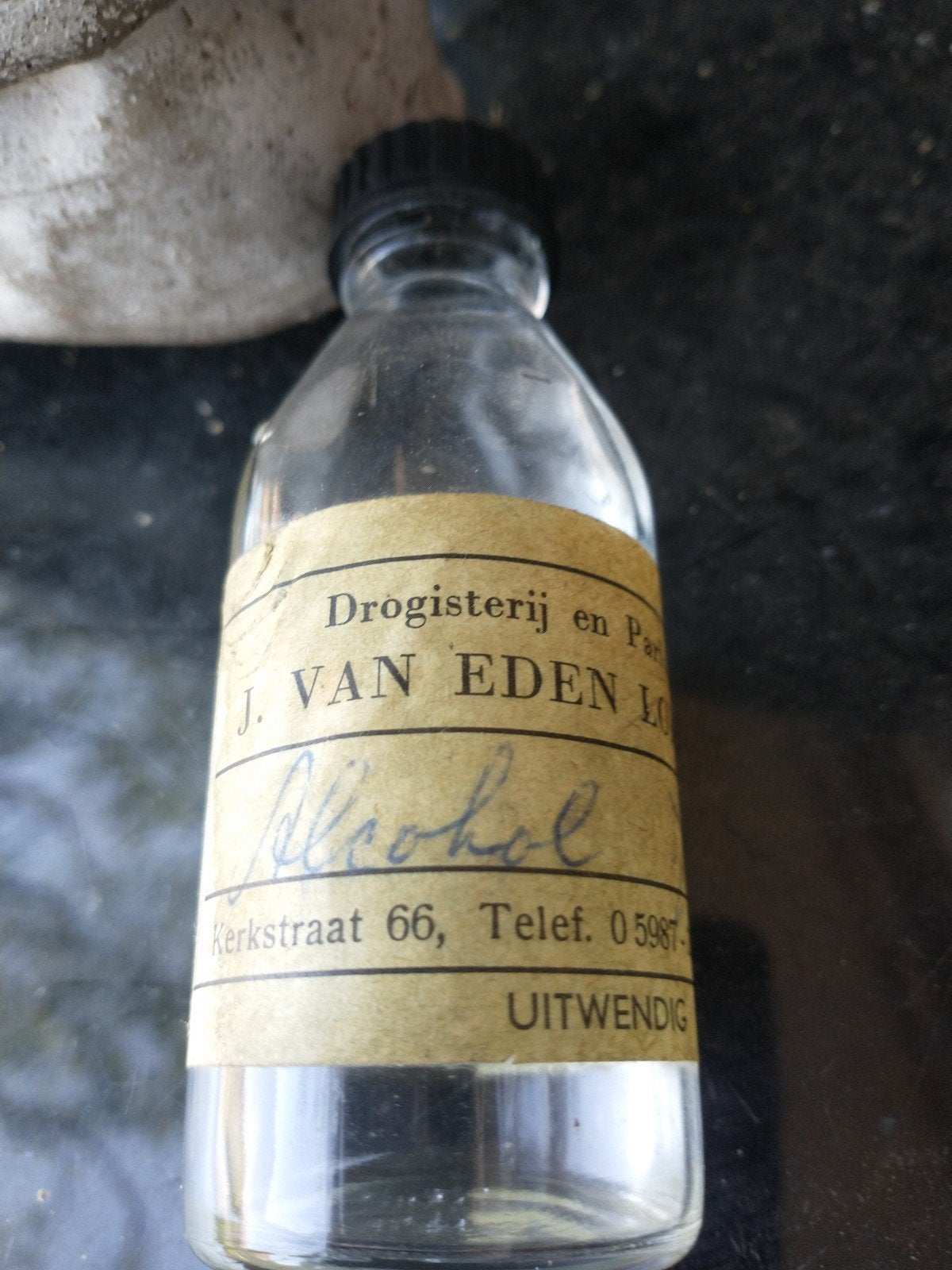 oud flesje Dristerij van Eden Lokhorst Veendam, Ophalen of Verzenden, Gebruikt, Verpakking