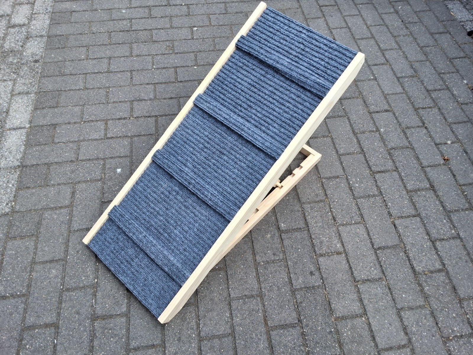 honden trapje lengte 1.00 mtr.br.0,40 hoogte max. 0,60 cm., Dieren en Toebehoren, Ophalen, Zo goed als nieuw, Hondenloopplank