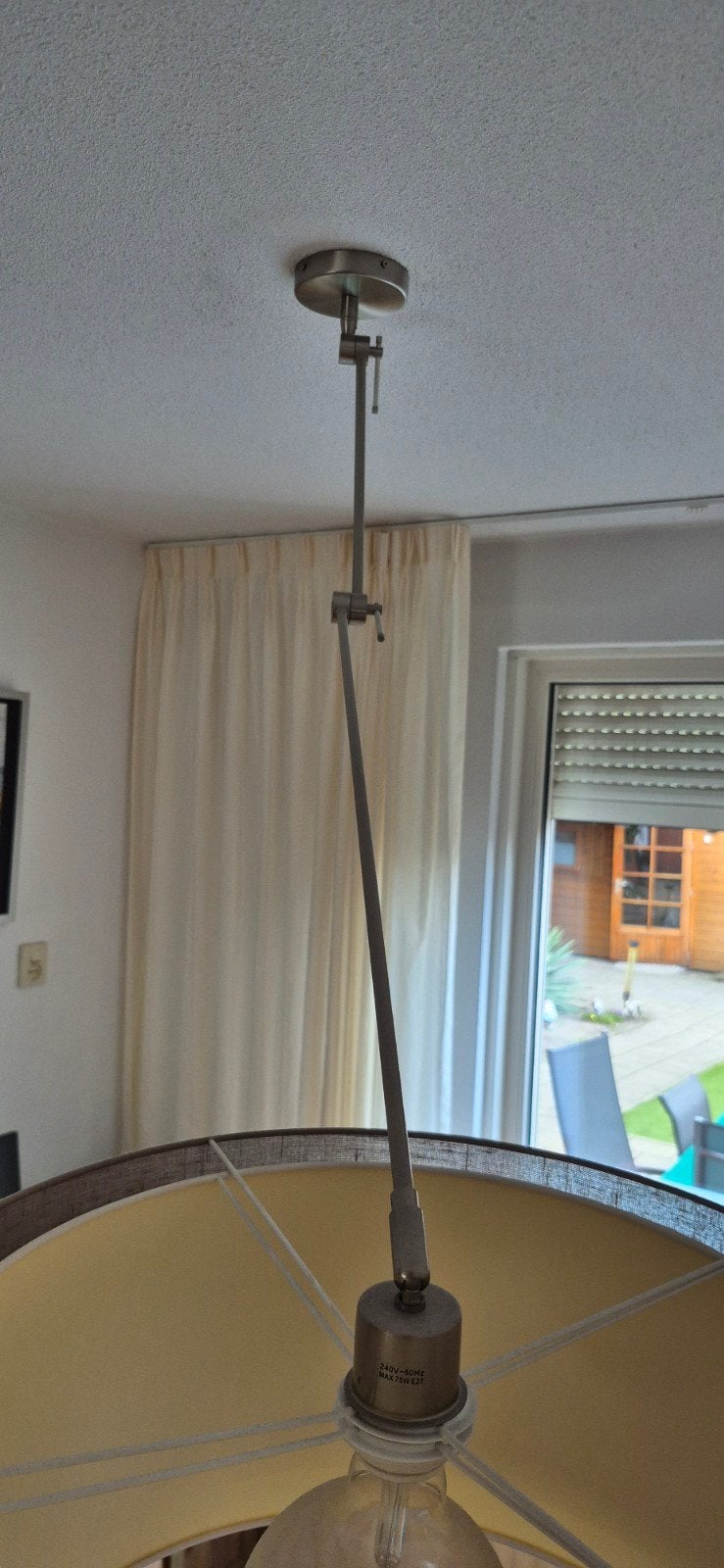 Moderne hanglamp met stoffen kap - doorsnee 47 cm, Huis en Inrichting, Lampen | Hanglampen, Gebruikt, Textiel, Modern, E27 (groot)
