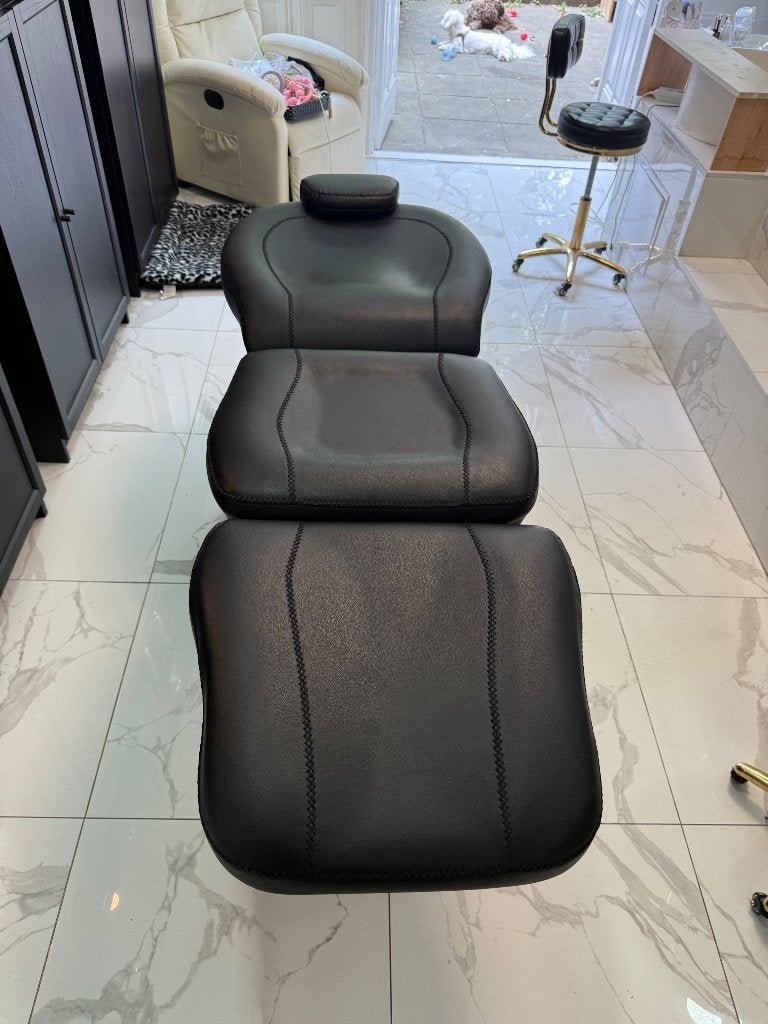 Professionele hydraulische behandelstoel / massagetafel, Sport en Fitness, Massageproducten, Gebruikt, Massagetafel, Ophalen