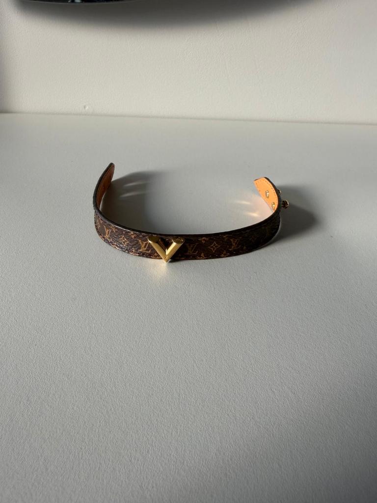Louis Vuitton Armband Monogram V, Ophalen of Verzenden, Zo goed als nieuw, Bruin, Leer