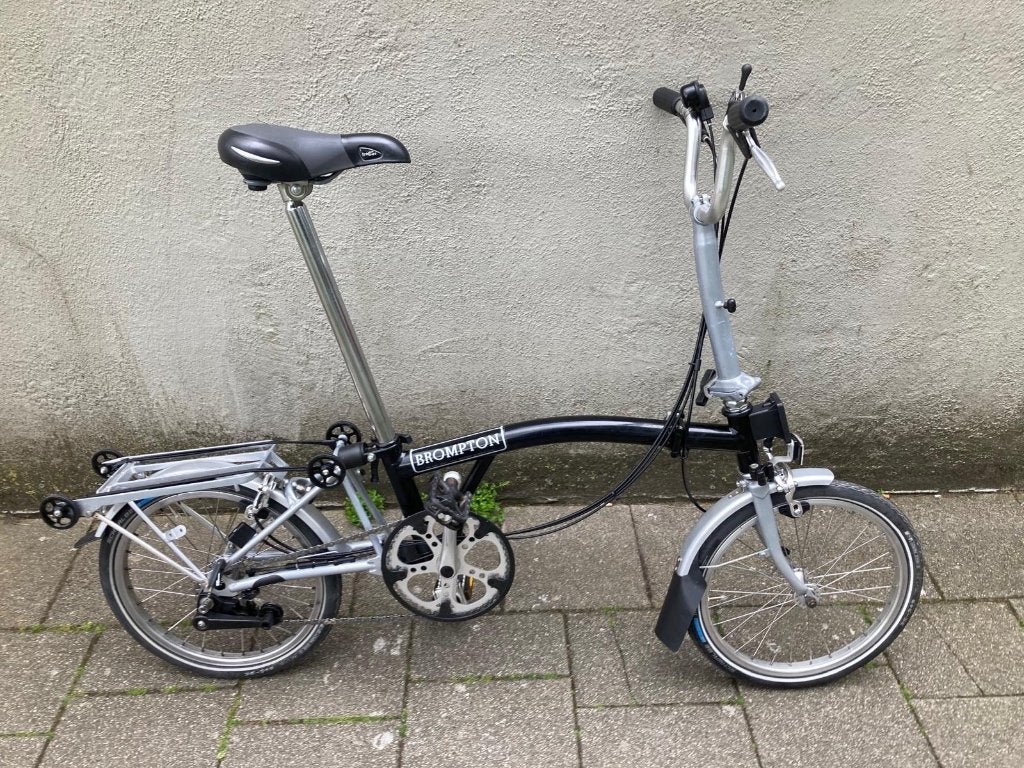 Mooie BROMPTON M6R 6versn met volledige beurt, nieuwe banden, Fietsen en Brommers, Fietsen | Vouwfietsen, Ophalen, Brompton, 16 tot 18 inch
