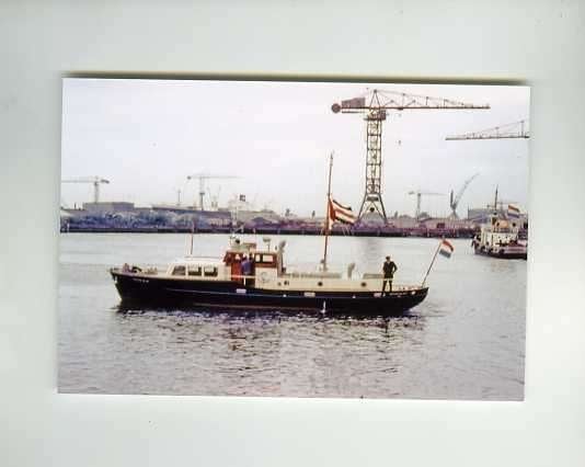 scheepvaart-foto-POLITIEBOOT-?-ex RP of douane-VLISSINGEN?, Ophalen of Verzenden, Zo goed als nieuw, Boek of Tijdschrift