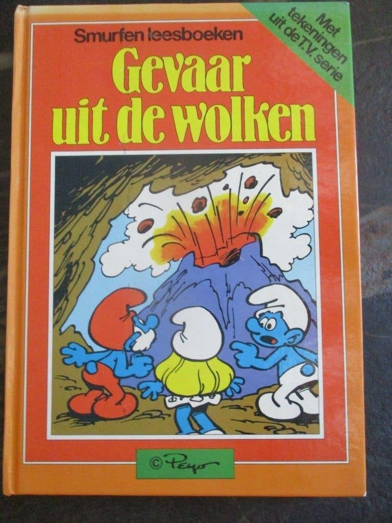 De Smurfen leesboek - Gevaar uit de wolken - hardcover boek, Boeken, Ophalen of Verzenden, Zo goed als nieuw, Peyo, Fictie algemeen