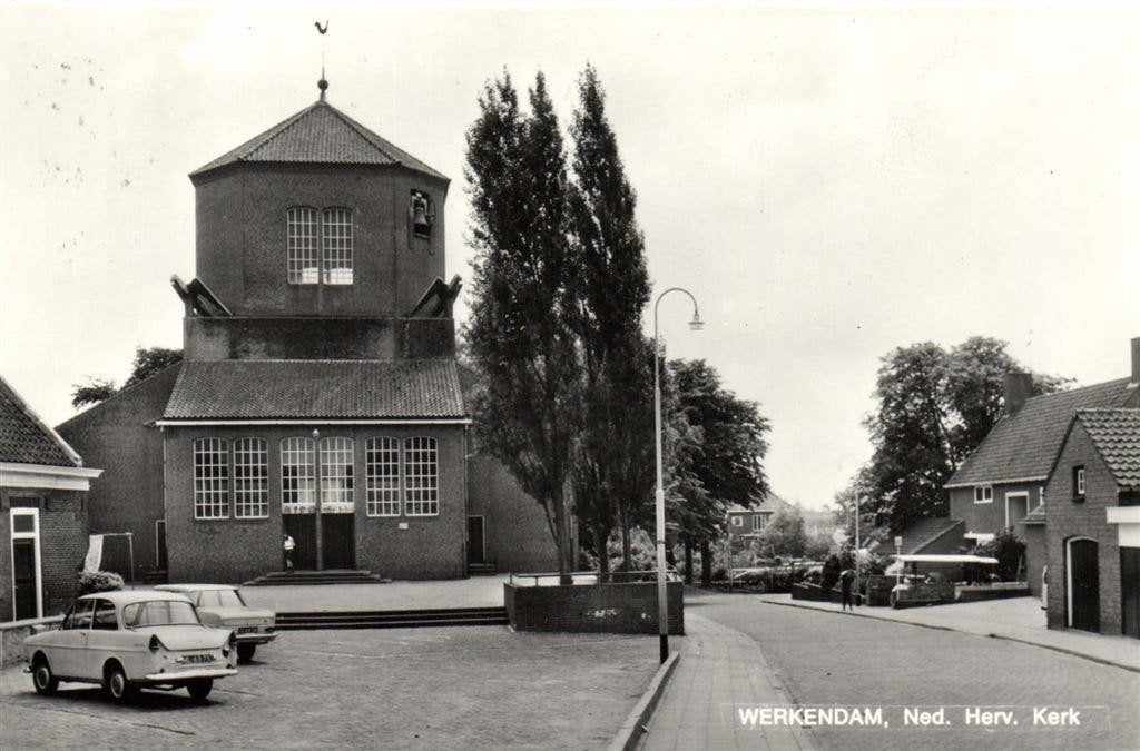 Werkendam, Ned, Herv. Kerk - Daf - 197? gelopen, Ophalen of Verzenden, 1960 tot 1980, Gelopen, Noord-Brabant