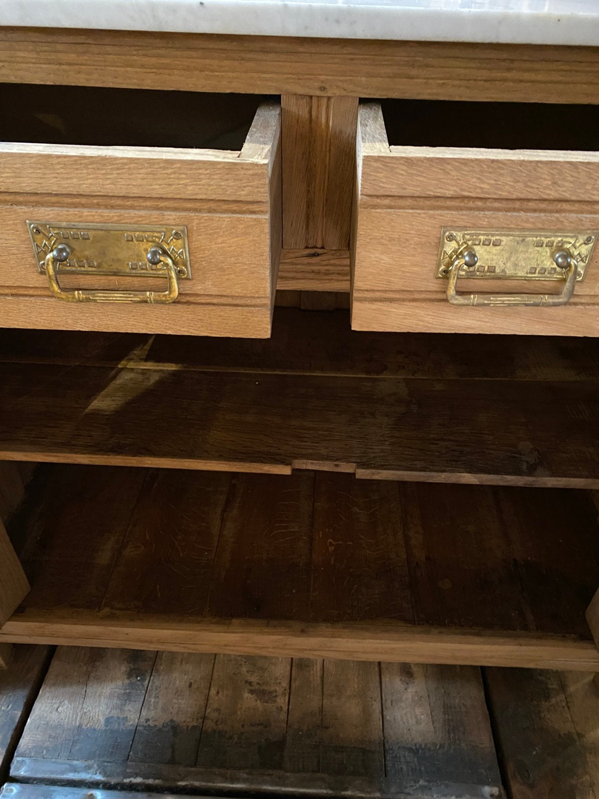 Landelijk brocante kast Frans commode, Ophalen