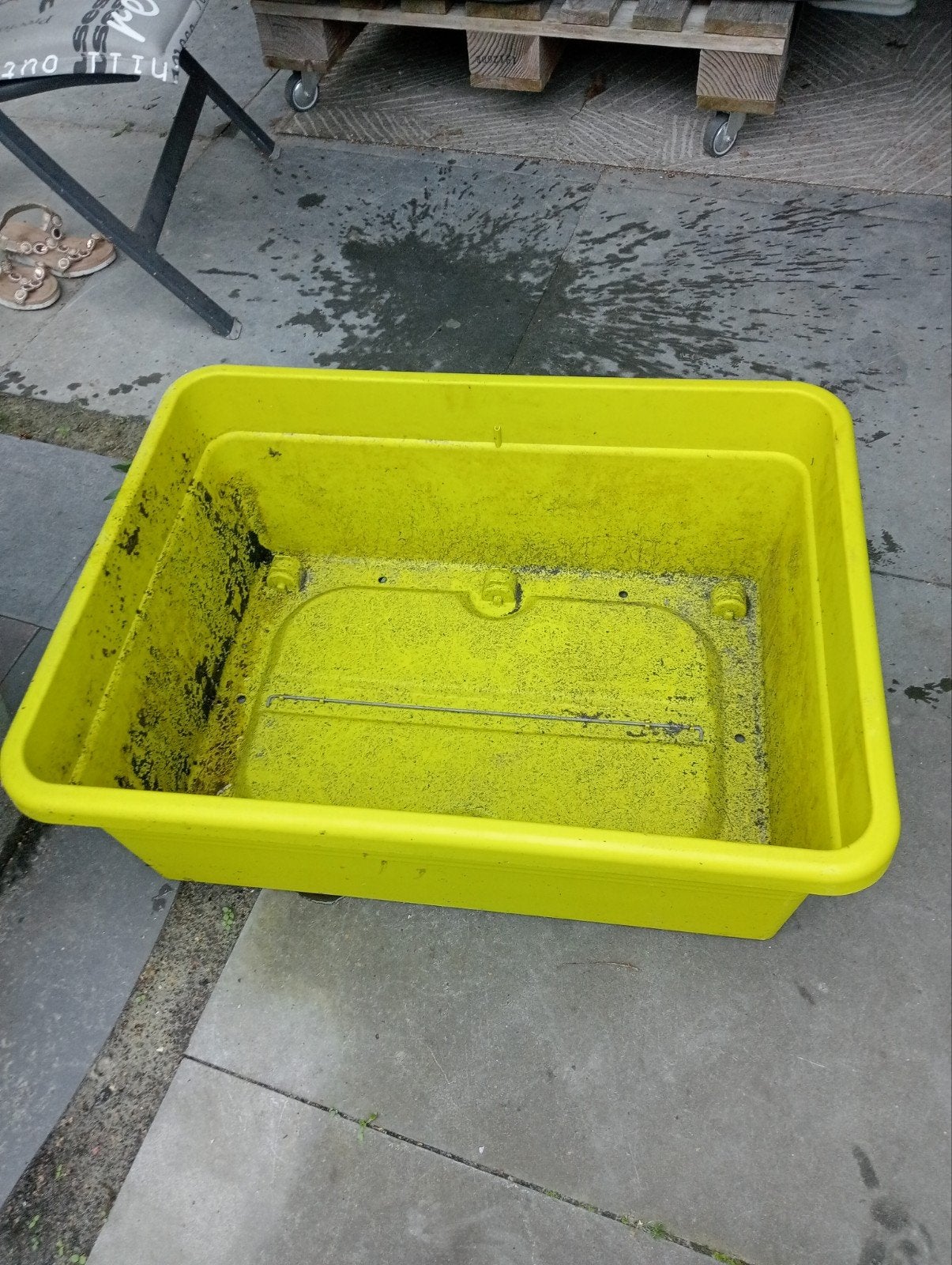 7 stuks Grote gele plantenbak voor tuin of balkon, Kunststof, Gebruikt, Ophalen of Verzenden, Balkon