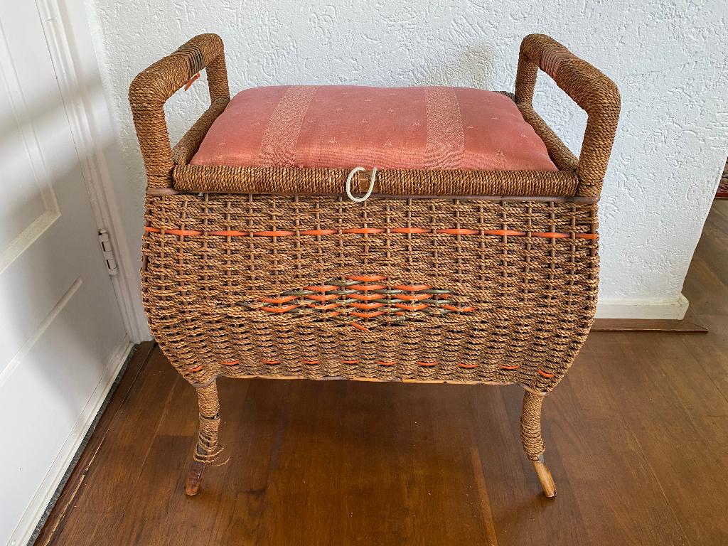 leuk vintage voetenbankje opruimbankje, Minder dan 50 cm, Minder dan 50 cm, Rechthoekig, Stof