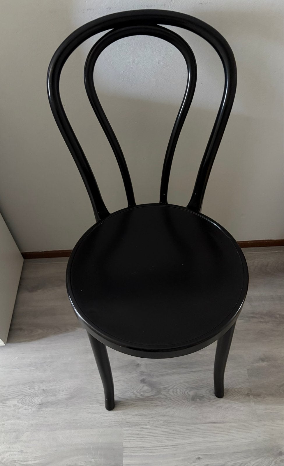 Zwarte Thonet stoel - Klassiek en elegant, Ophalen, Gebruikt, Zwart, Eén