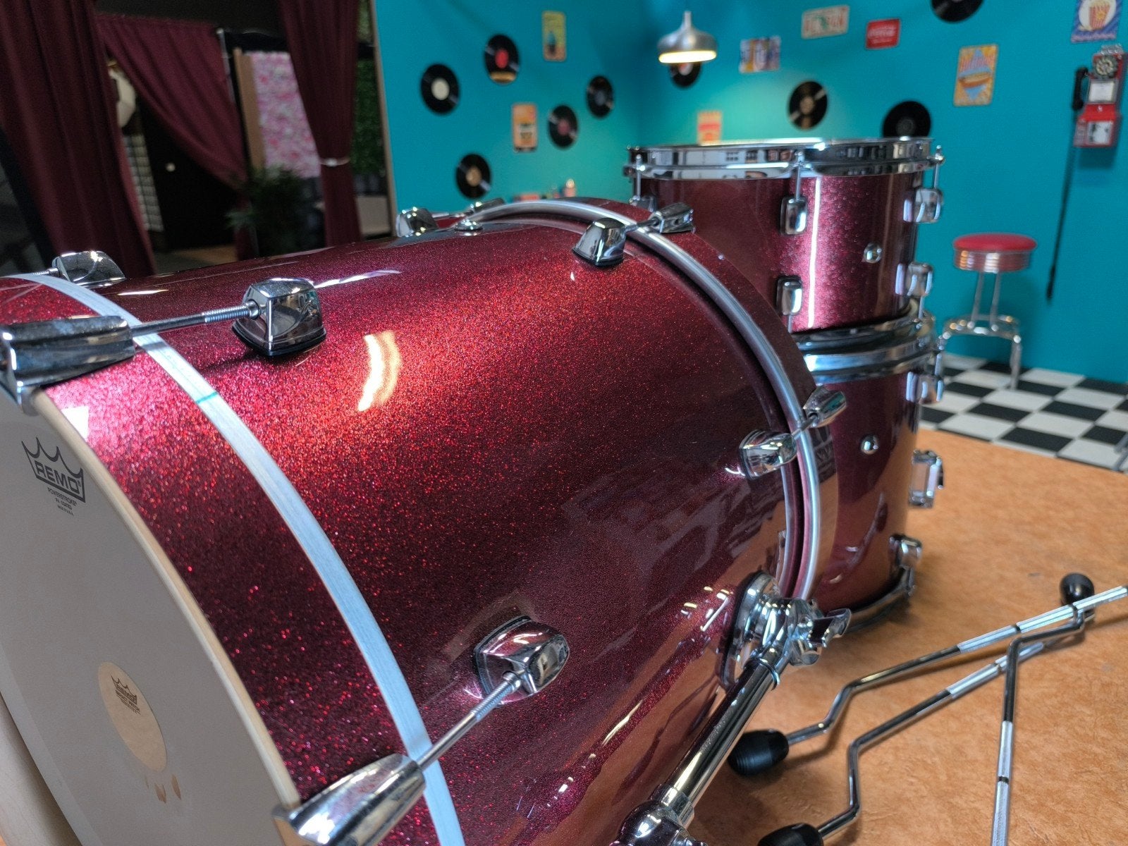 Mooie berken/esdoorn drumset (18" 12" 14"), Muziek en Instrumenten, Drumstellen en Slagwerk, Ophalen, Zo goed als nieuw, Overige merken