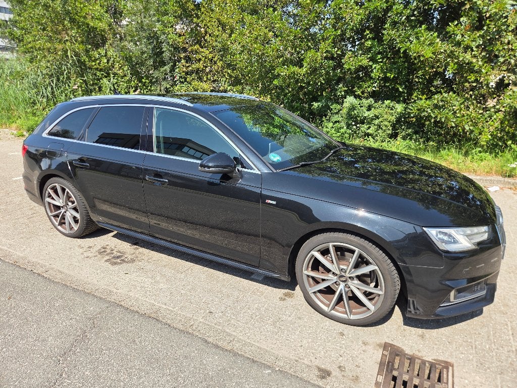Audi A4 - 190pk - AUT - 3x S-line - Virtual Cockpit 2018