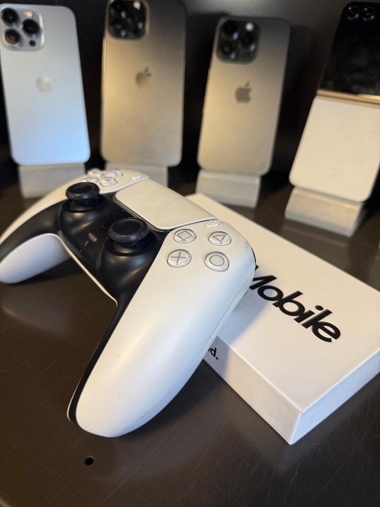 Playstation 5 Controller + TMR Sticks (GuliKit) Wit + Zwart, PlayStation 5, Onbekend, Refurbished, Ophalen of Verzenden