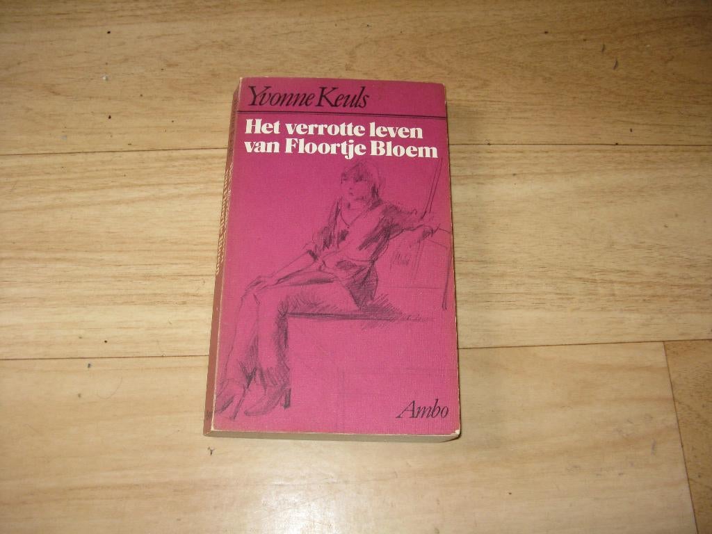 Yvonne Keuls - Het verrotte leven van Floortje Bloem, Gelezen, Yvonne Keuls, Ophalen of Verzenden, Nederland