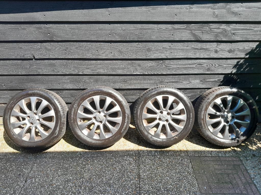 Originele OPEL 16 Inch Lm Velgenset + All Season Banden 2025, Ophalen, Gebruikt, 16 inch, Banden en Velgen