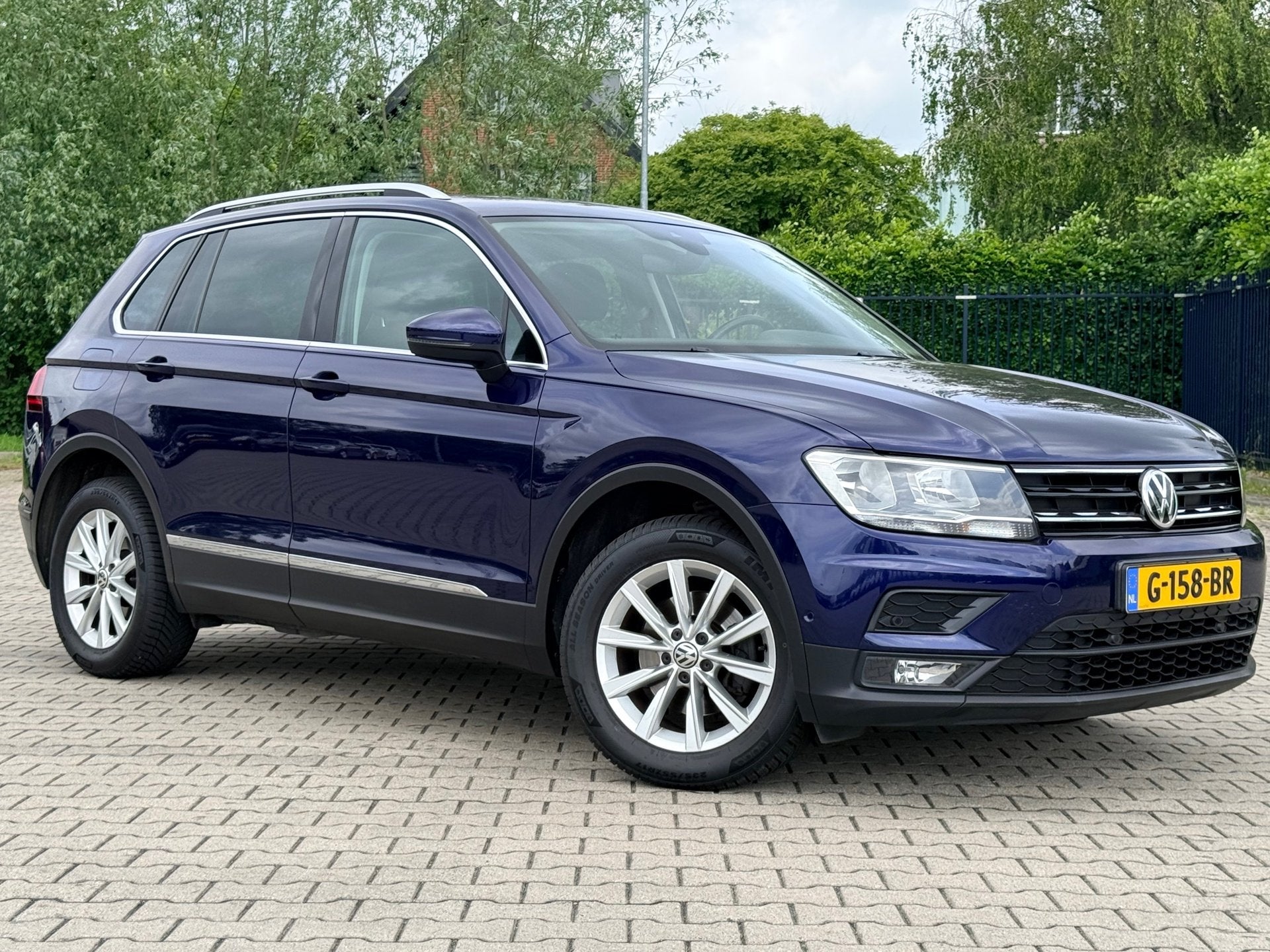 Volkswagen Tiguan 1.5 TSI ACT Comfortline Business Automaat, Stof, 4 cilinders, 150 pk, Blauw