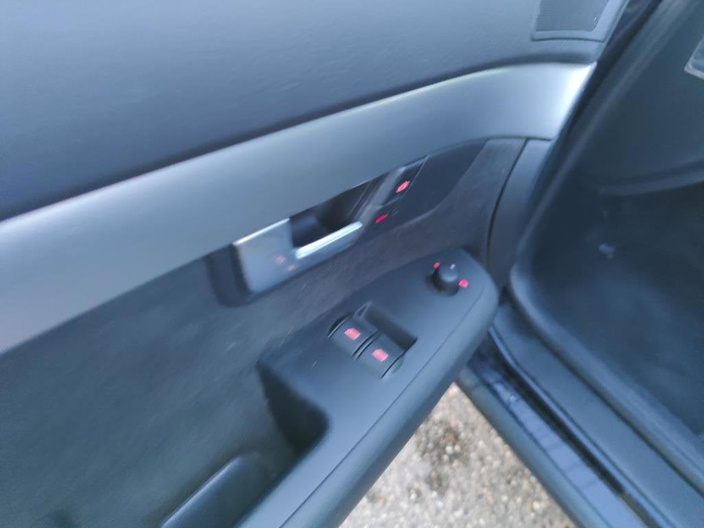 Foto 11 van Audi A4 Avant 1.8 Turbo MT Automaat LEES TEKST!