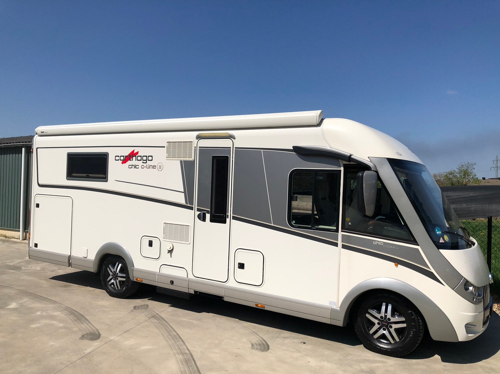 Caravans And Camping Nieuwstaat