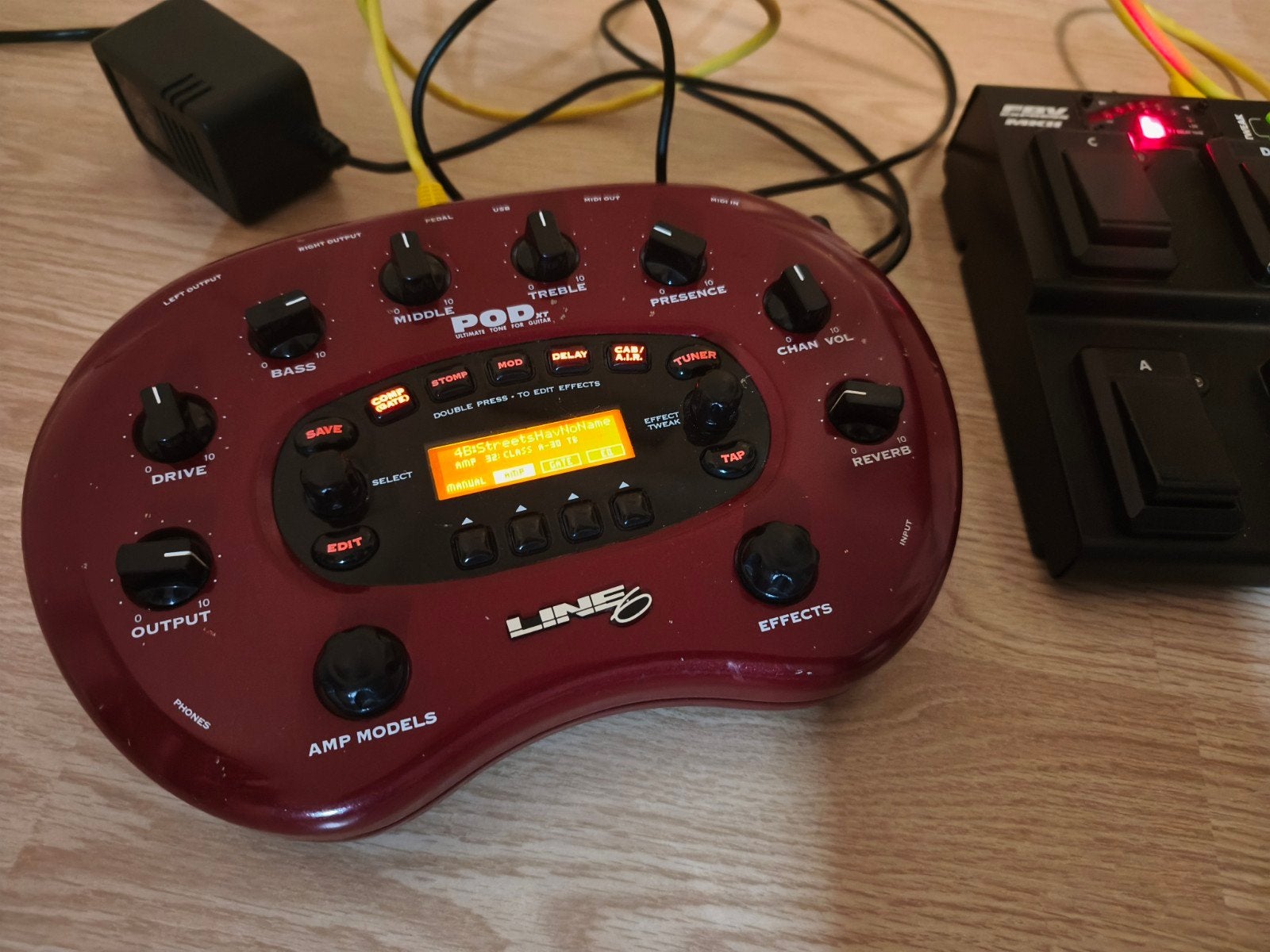 Line 6 Pod XT met FBV Express MKII - Klassieke MFX Modeler, Ophalen of Verzenden, Gebruikt, Multi-effect
